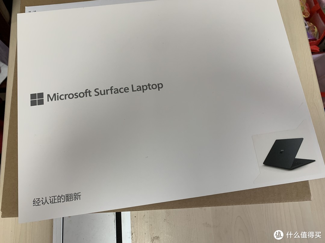 跟风上车的官翻surface，但我选了laptop2