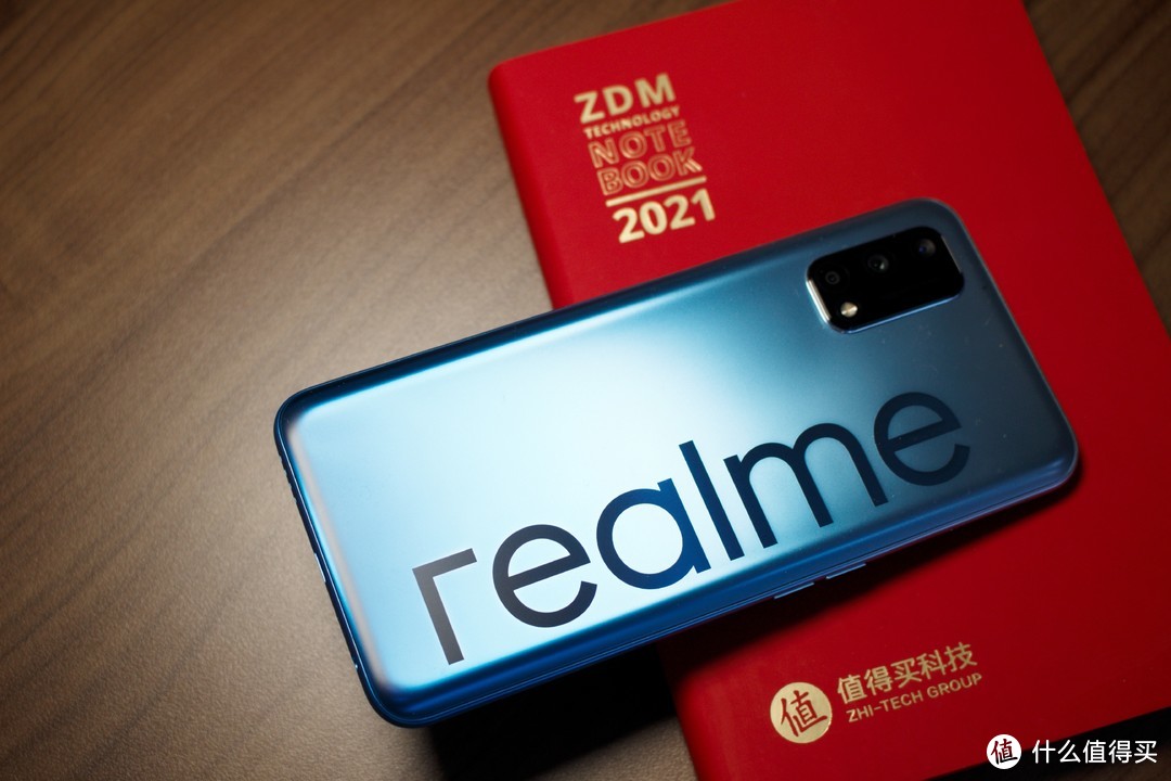 春节给妈妈买了realme Q2，把玩两天后，聊聊我的真实体验！