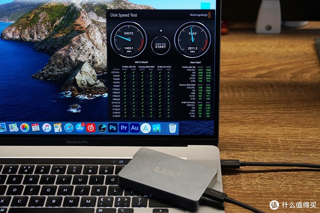 国内首款搭载雷电4传输协议的Zikko即刻Thunderbolt 4数据线评测