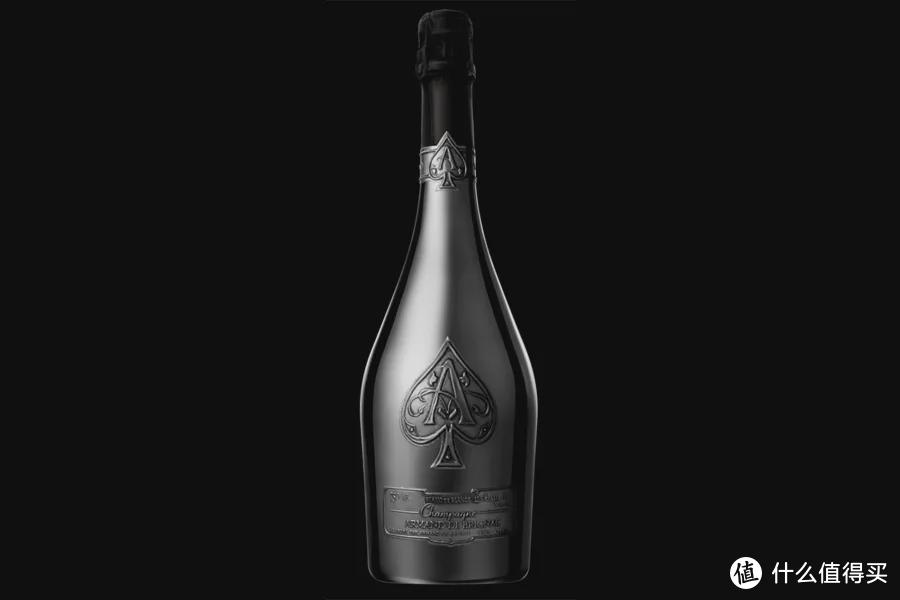 LVMH 又又又收购，这次是富豪最爱的黑桃 A 香槟