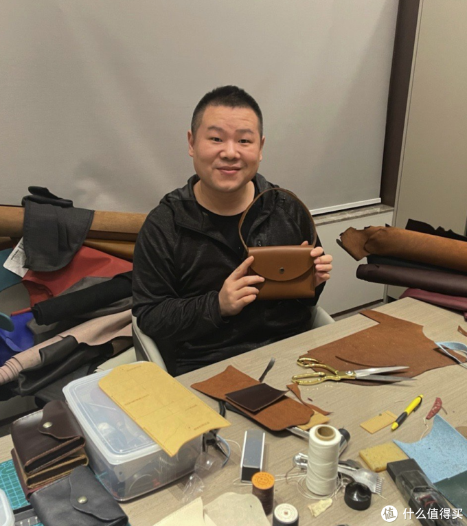 岳云鹏亲手为老婆做包,这不是大名鼎鼎的爱马仕菜篮子吗?附值友教程