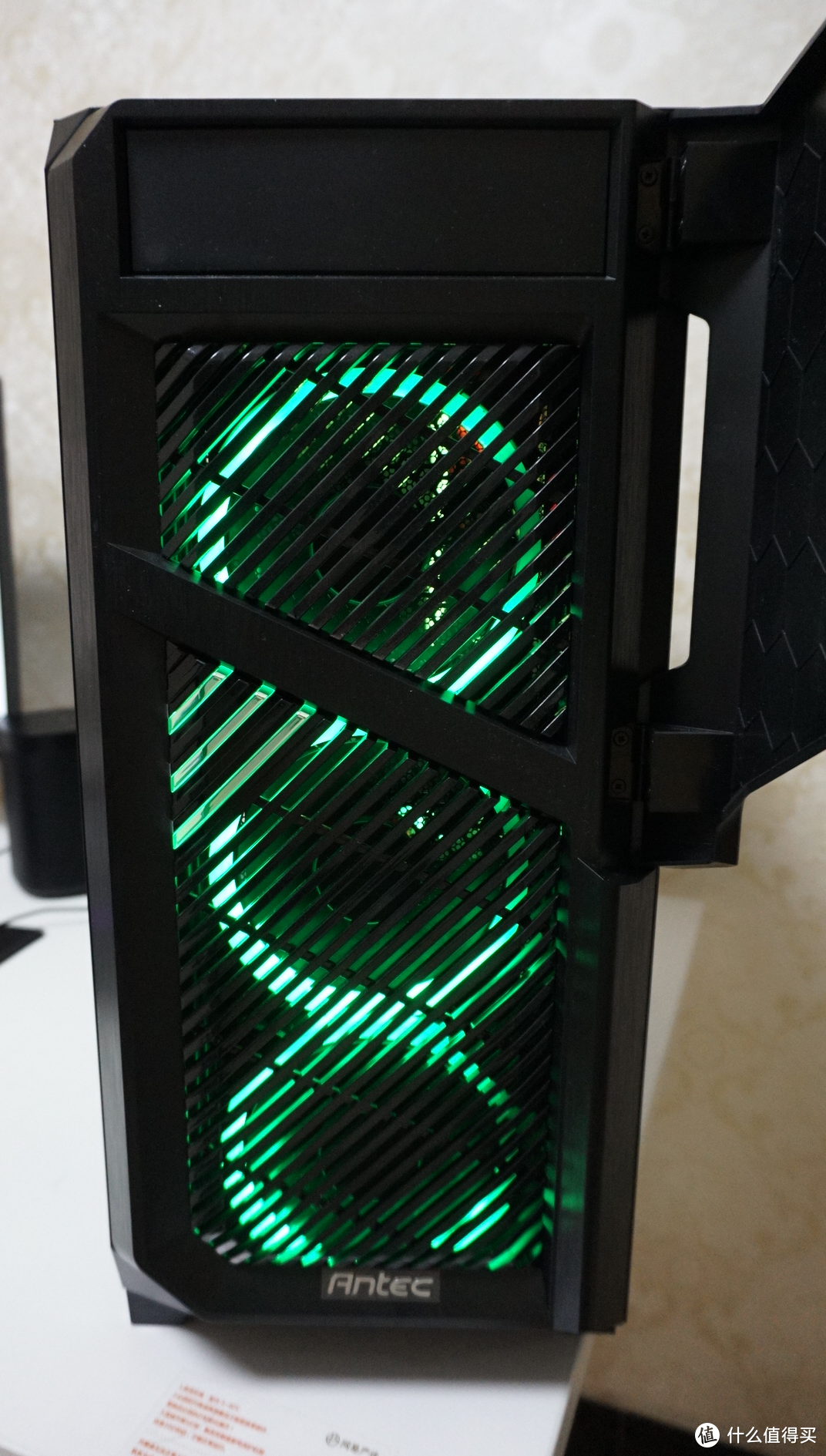 新一代甜品显卡终于来了！iGame GeForce RTX 3060 Ultra 首发测评