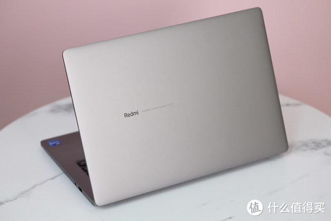 全新模具超视网膜全面屏 RedmiBook Pro 14评测