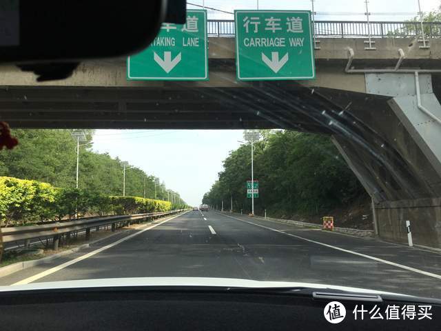 为什么在高速上看到的跑车，往往是在板车上，而不是车主在开？