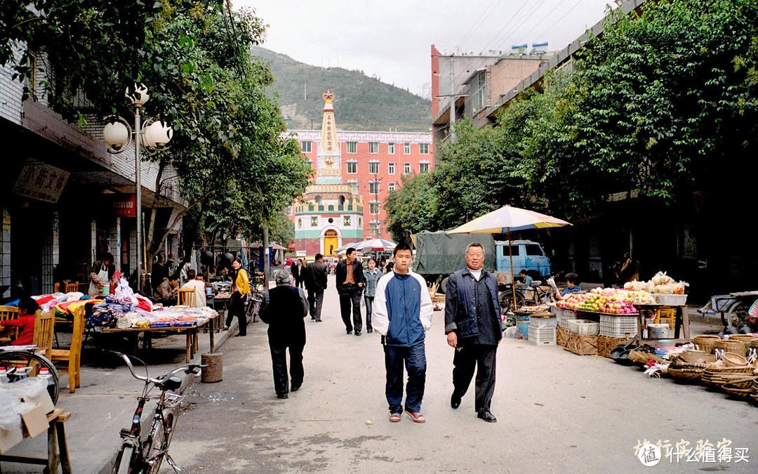 成都之旅最后一站：茂县街头拍下照片，十几年后被拍者找上了门