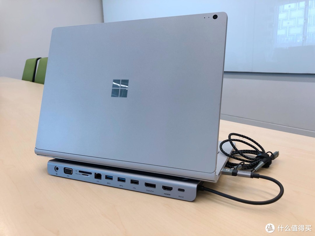 電子產品雜談 篇三十二:surfacebook1輕量化與保護配件篩選清單