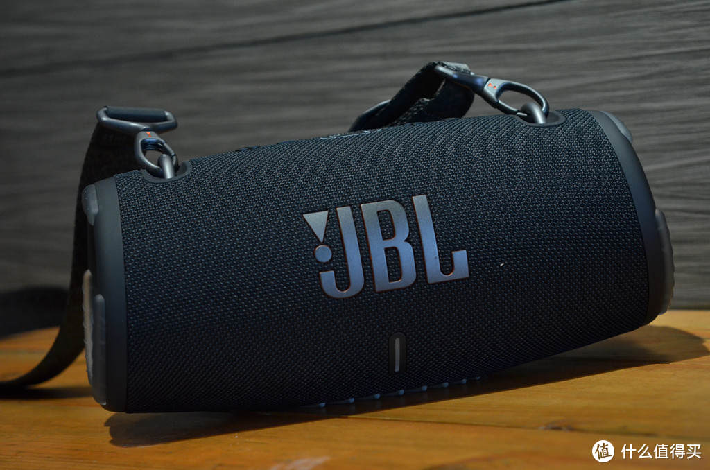 音乐战鼓再次燃起，JBL Xtreme3蓝牙音箱也有沉浸式的体验