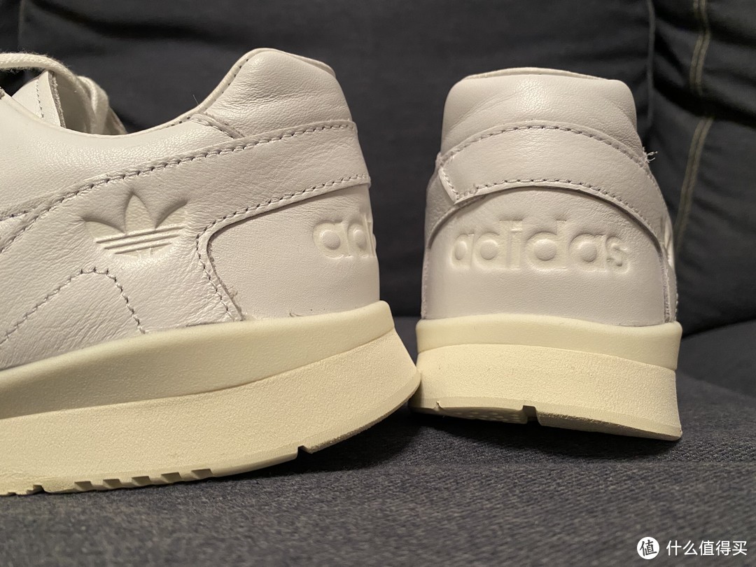 阿迪达斯三叶草A R TRAINER