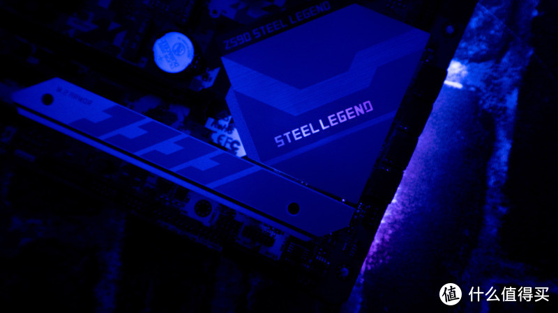 “钢铁品质 精工传奇”没错，正是在下ASRock Steel Legend