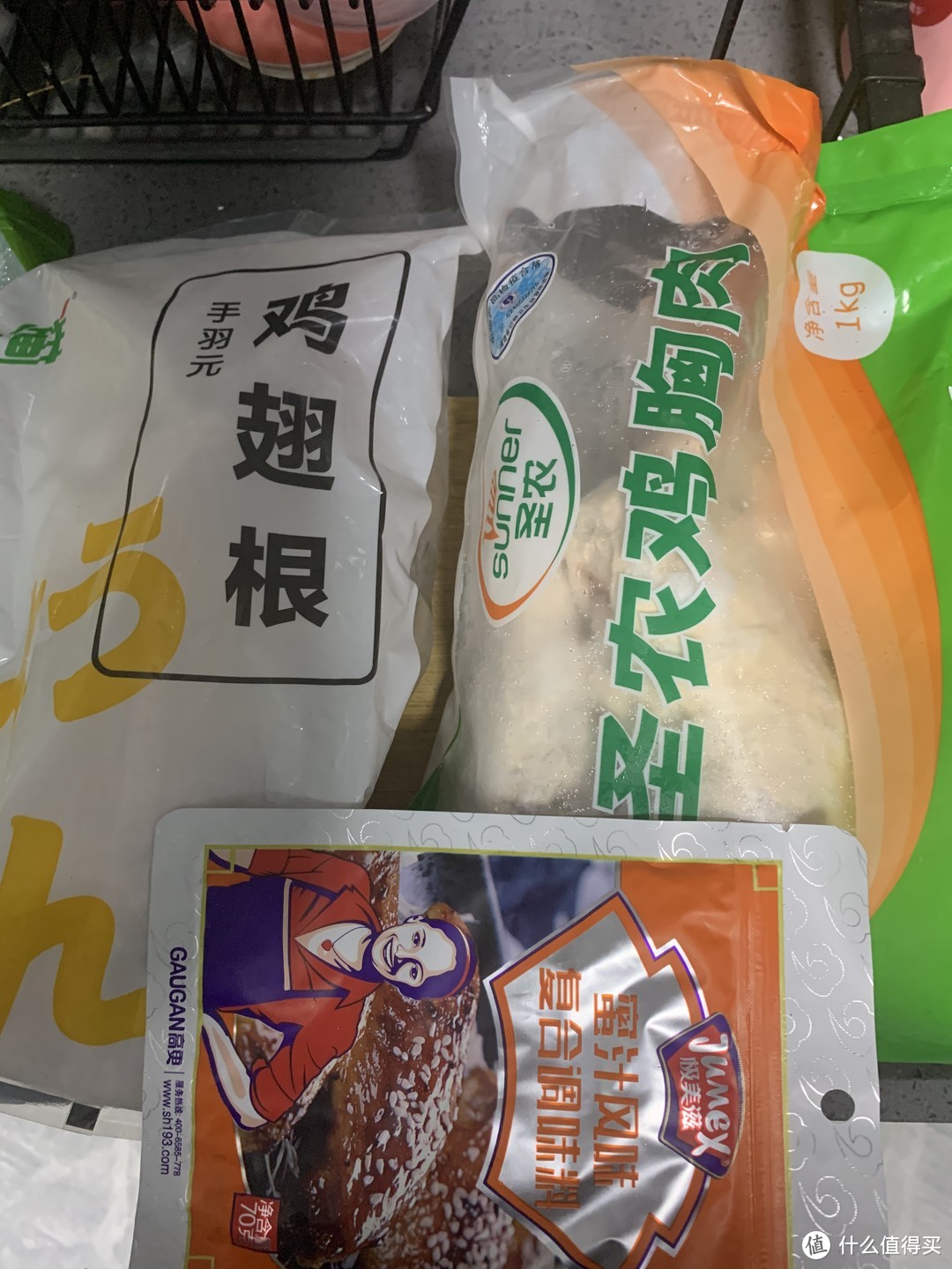 鸡胸和鸡翅根用这个调料腌就行味道挺好的