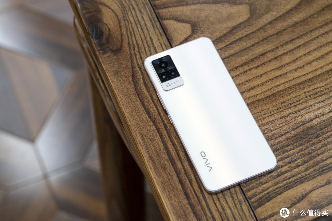 从相机、算法到补光，vivo S9将自拍玩出新花样