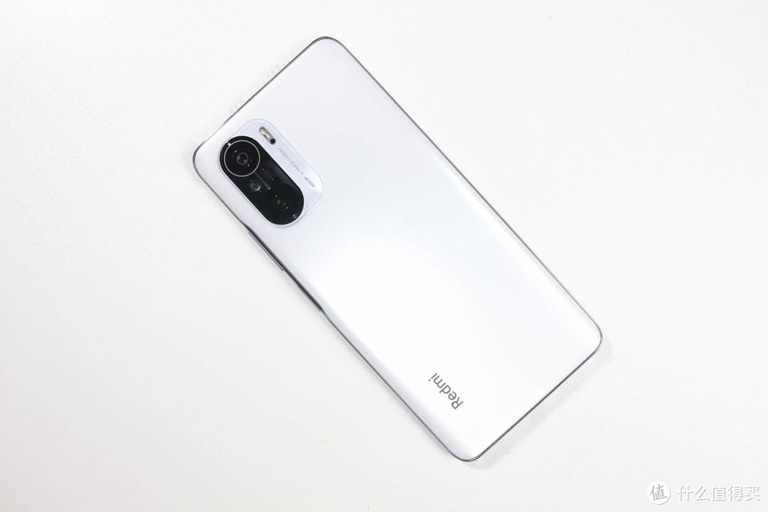 Redmi K40评测：优缺点并存，性价比突出