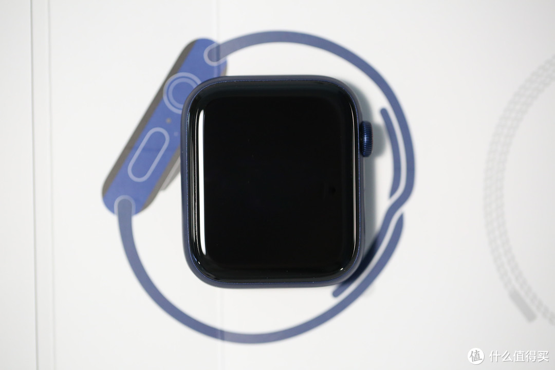 《到站秀》Apple Watch Series 6：拼齐  四件套的最后一环（评论有奖）