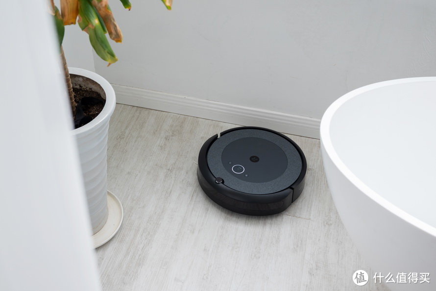 iRobot扫地机器人新品上市，Roomba i4+体验感如何？评测来了！