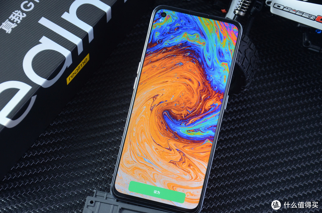 realme真我GT图赏：6.43英寸AMOLED，3D玻璃后盖