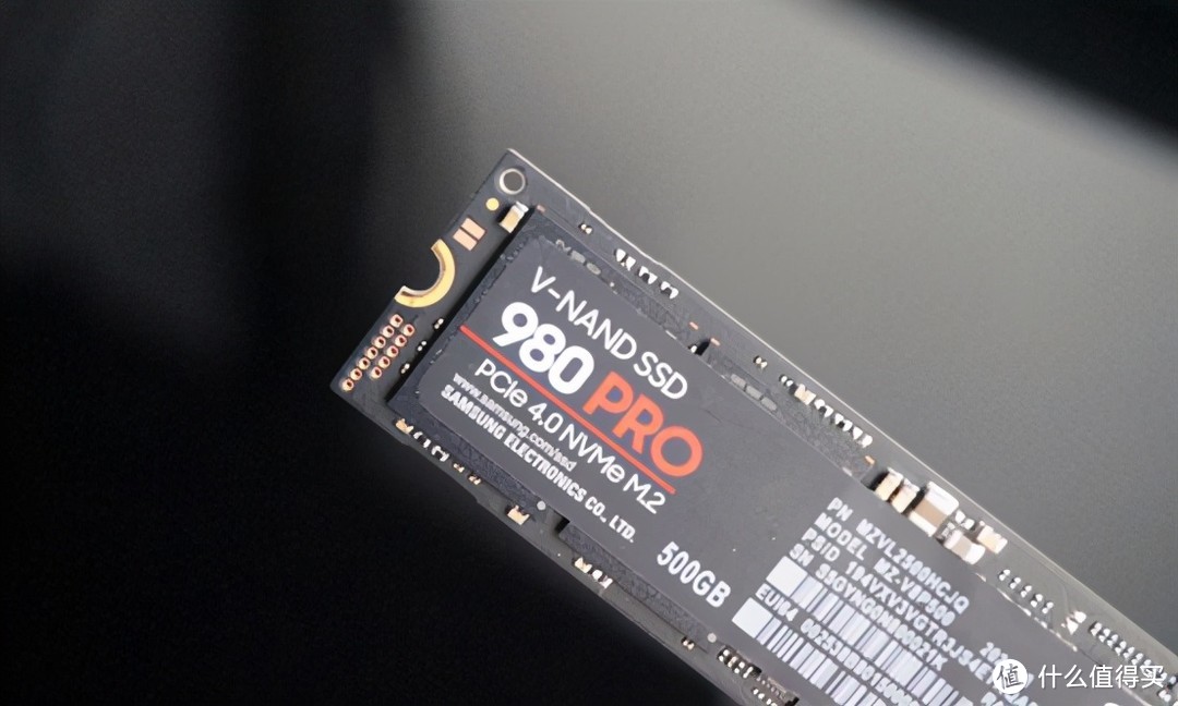 电脑提速新选择，再一次刷新历史！消费级PCIe4.0 SSD三星980 PRO 上手！