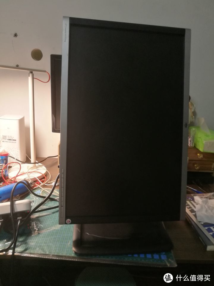 278包邮的22寸专业绘图旋转显示器开箱测评（HP Compaq LA2205wg）