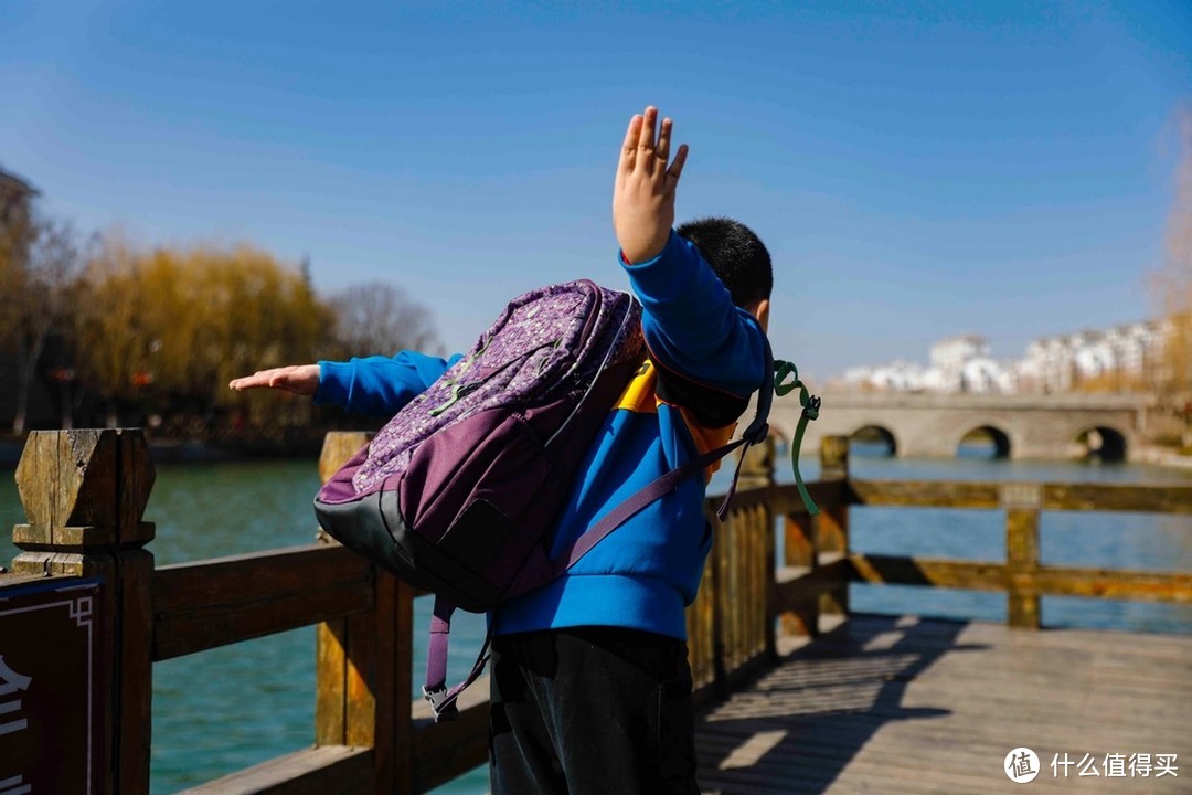 如何为孩子选择一款合适的书包