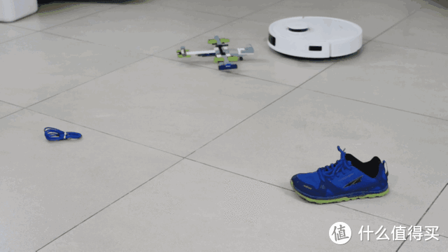 3D探测避障、3D户型图——全面升级的科沃斯地宝T9扫地机器人