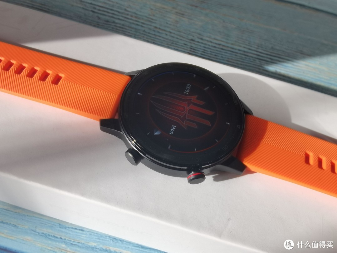 红魔首款智能运动手表发布，除了轻便、潮酷，看看还有什么？