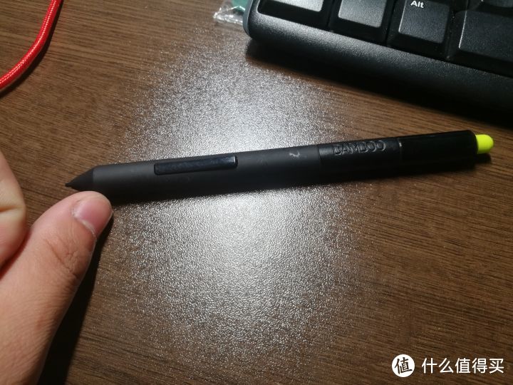 25包邮的WACOM BAMBOO CTH670数位板开箱测评