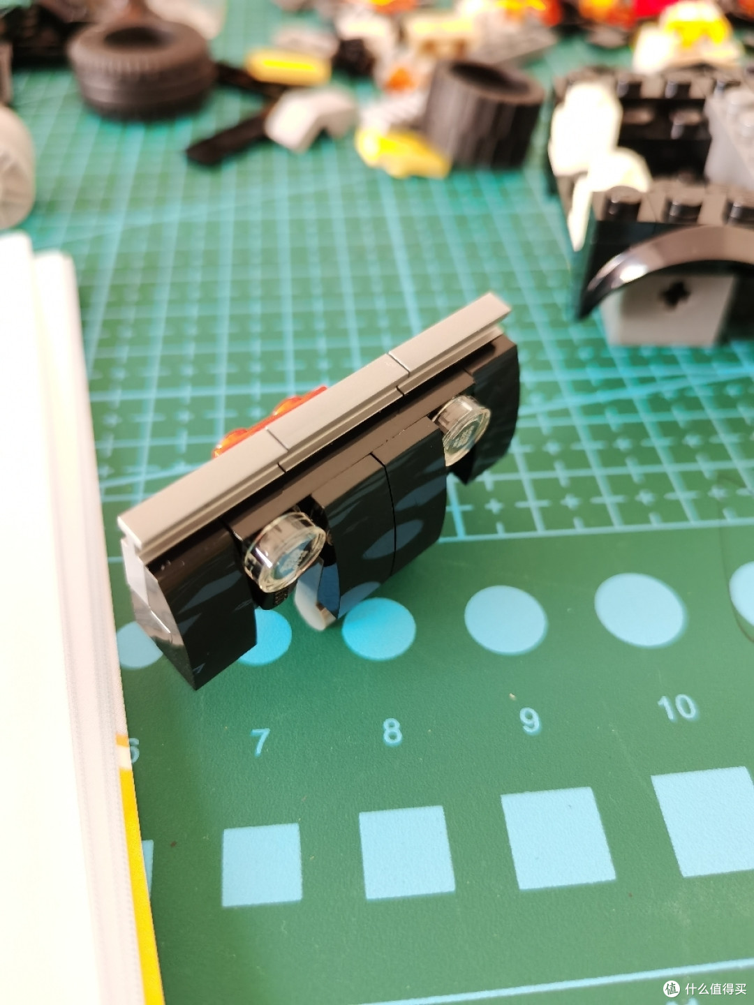 乐高76173蜘蛛侠恶灵骑士大战屠杀自己的漫威人仔大军又扩充了