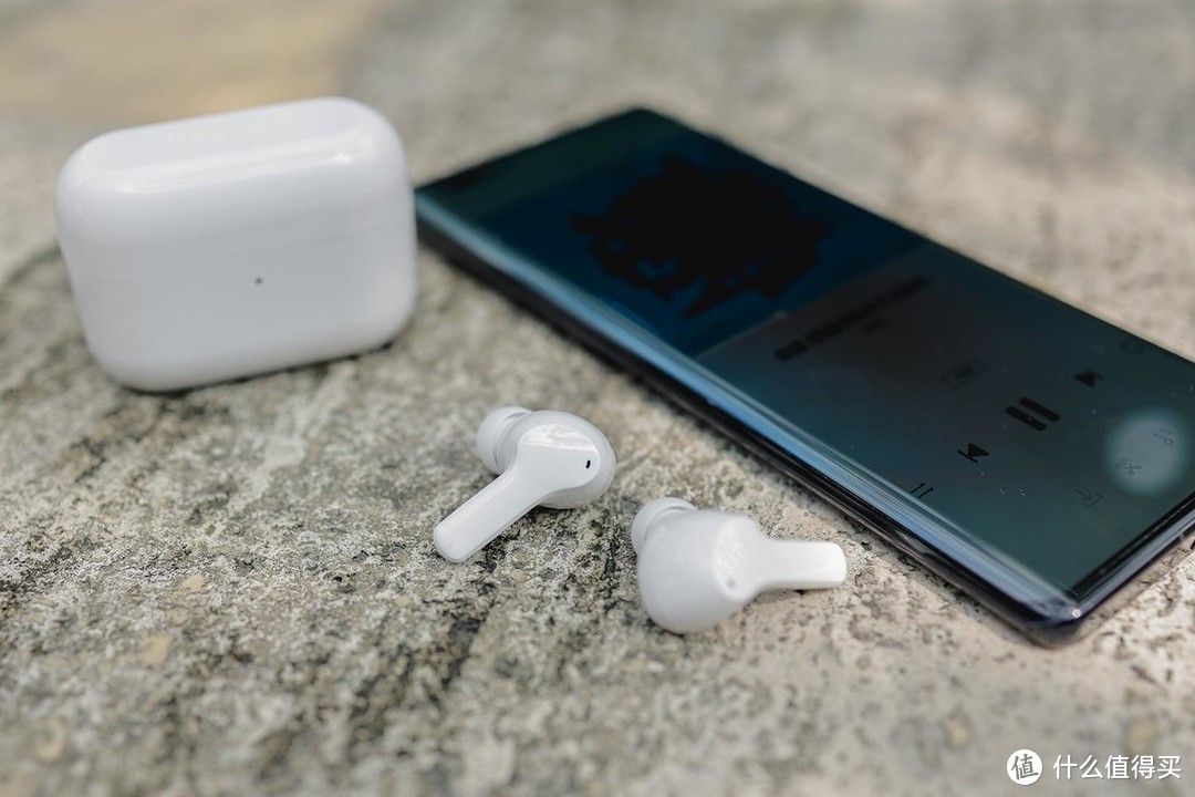 网红耳机荣耀亲选 Earbuds X1，靠什么圈粉数十万人？