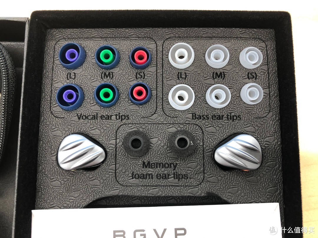 BGVP NS9耳机与M2蓝牙升级线开箱