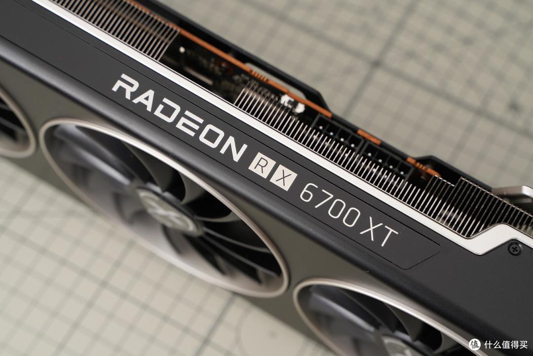 2k游戏神器讯景rx6700xt海外版oc显卡首发开箱