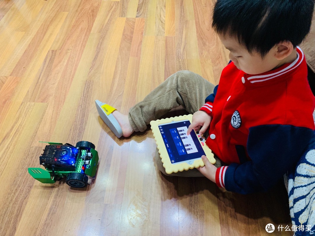 还在愁如何培养6-12岁孩子的编程思维？推荐这款编程思维的启蒙玩具： 魔洛克编程机器人