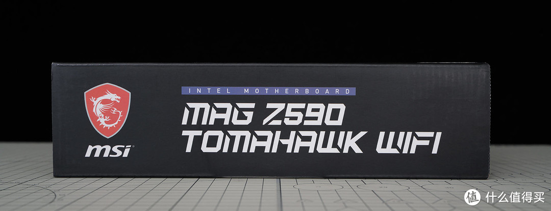 微星MAG Z590 TOMAHAWK WIFI战斧导弹主板开箱体验