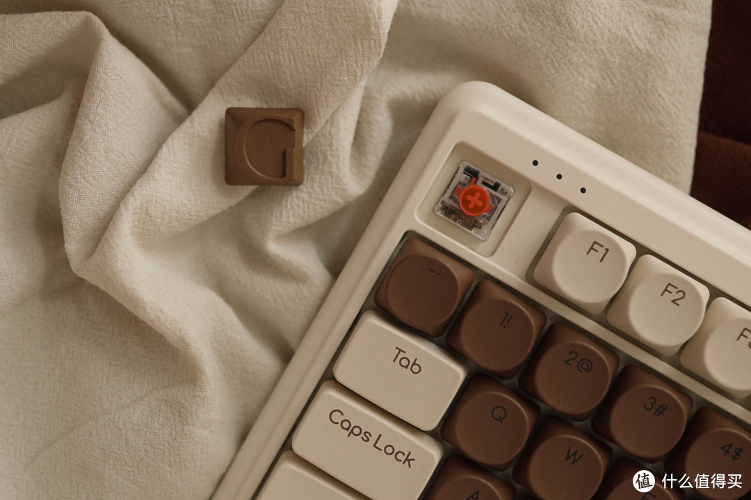 无法拒绝的诱惑-ikbc X GODIVA 联名巧克力机械键盘体验
