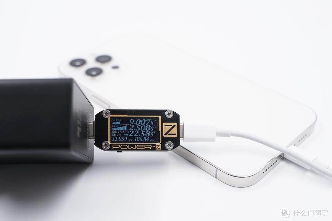 腾讯红魔6 Pro标配120W氮化镓充电器性能评测