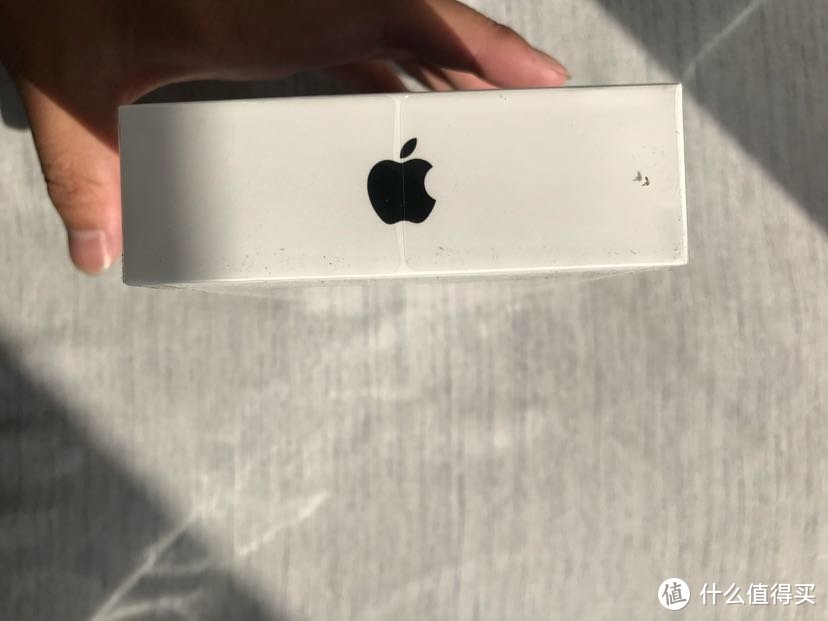 迟到了半年多的首发iPhone 12开箱