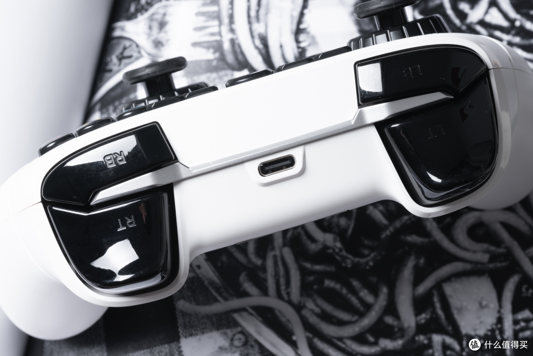 手柄界的物理外挂——北通阿修罗3游戏手柄体验