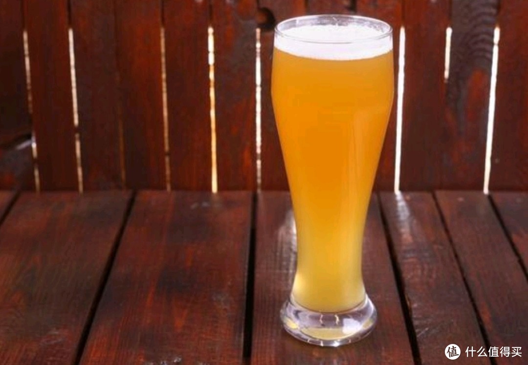 精酿啤酒初体验，带你了解精酿啤酒和水啤的差别（建议收藏哟)