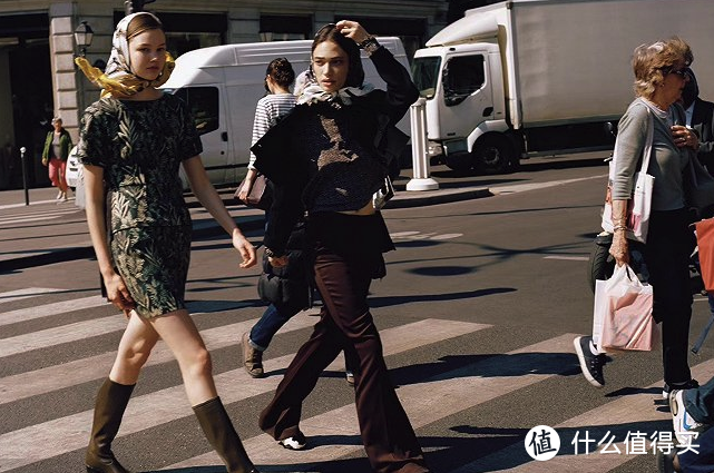 中国女装品牌 ICICLE在巴黎乔治五世大街开业！