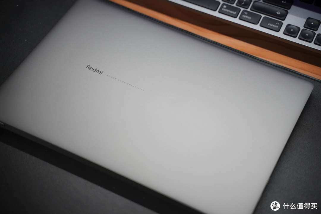 颜值与性价比共存——RedmiBook Pro14体验测评