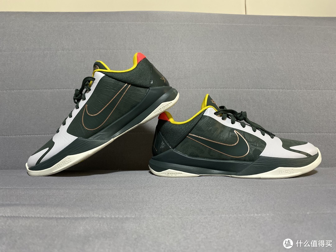 成年人的快乐Nike Zoom Kobe V Protro EYBL