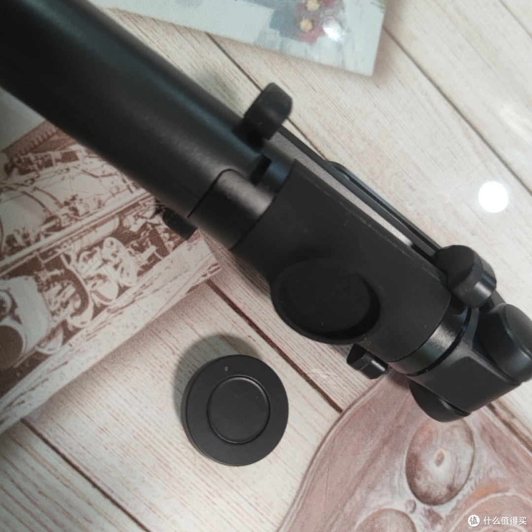 锤子停产,情怀落幕,清仓甩卖的坚果自拍杆到底值不值?