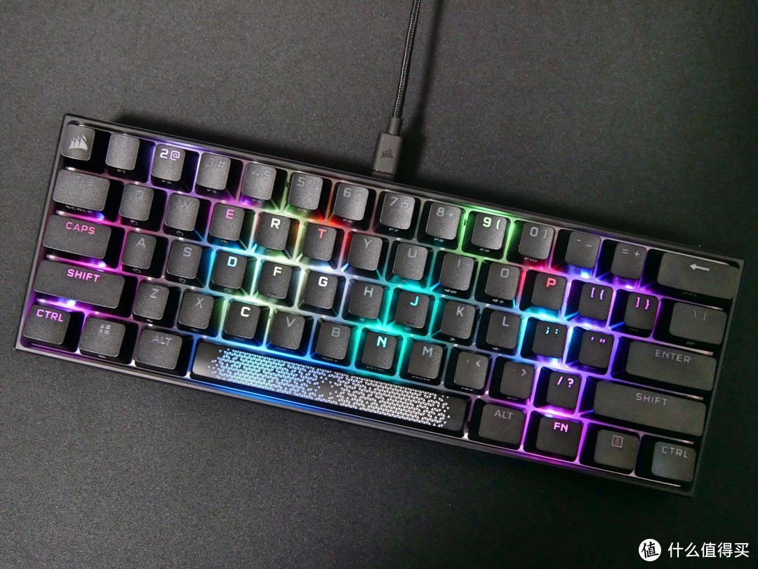 性能强劲的小钢炮——海盗船K65 RGB MINI机械键盘