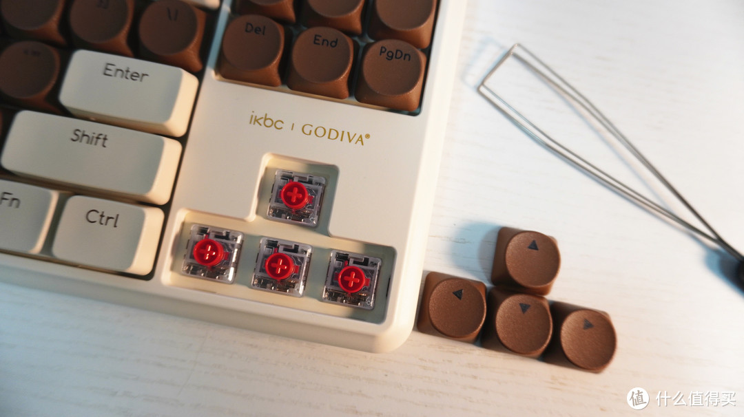 GODIVA巧克力跨界机械键盘，还是ikbc最懂男人的浪漫