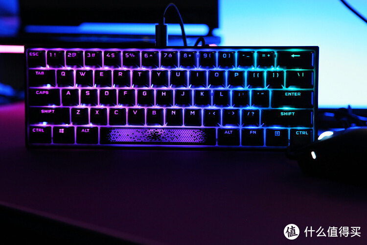 海盗船也Mini：K65 RGB mini 60% 61键机械键盘开箱体验