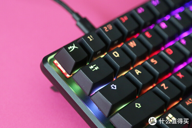 桌面美学新主义：HyperX起源60机械键盘开箱 Origins 60