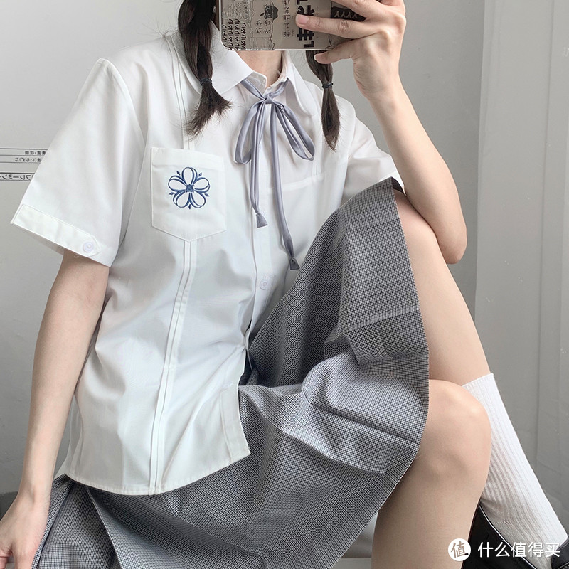 JK制服上新日历｜诶？口袋里长出了兔耳朵 可爱幼稚园、乖巧大小姐哪一个是你的风格？