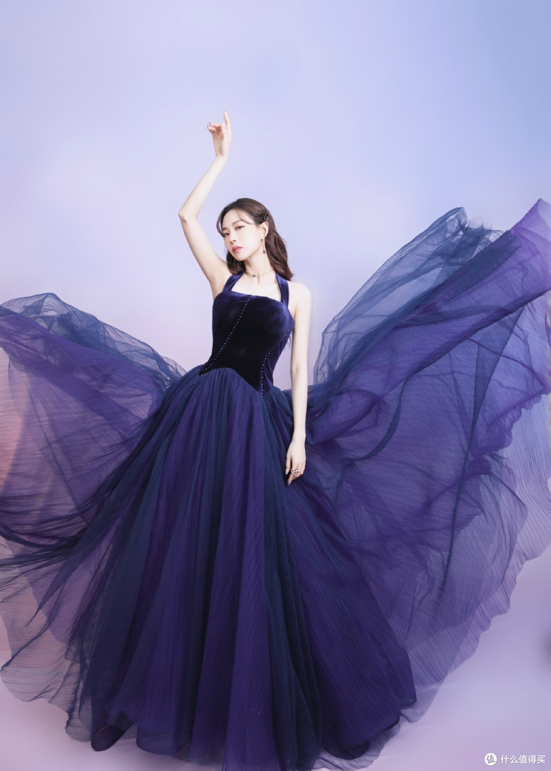 费加罗风尚盛典angelababy张小斐何穗穿高定出席你觉得谁最惊艳