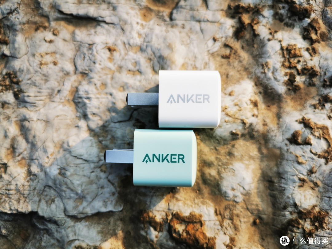 后浪小彩充-Anker Nano 20W 彩色亲肤线快充套装