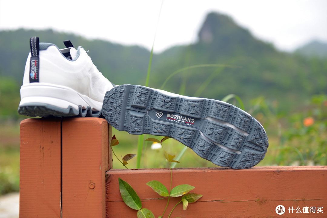 诺诗兰SKY 1.0 ECO户外运动跑鞋、徒步鞋简单体验