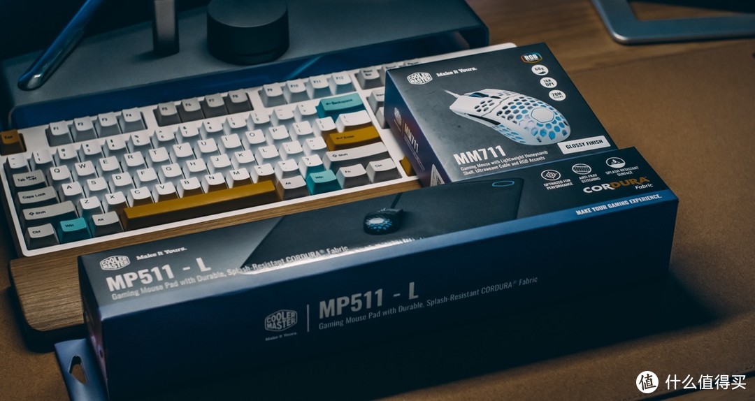 洞洞鼠：酷冷至尊MM711与MP511游戏鼠标垫的完美邂逅