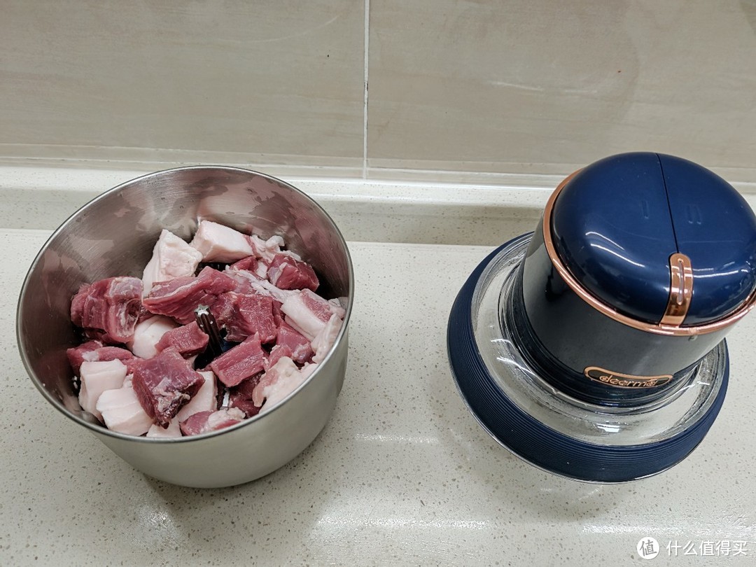 德尔玛无线套娃绞肉机，绞肉+剥蒜+蛋打，6秒即可做到你信不